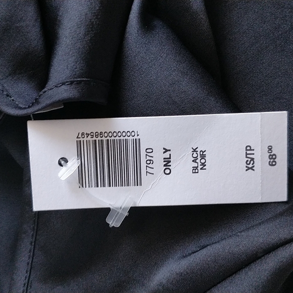 Aritzia Wilfred Only Camisole - Picture 3 of 8